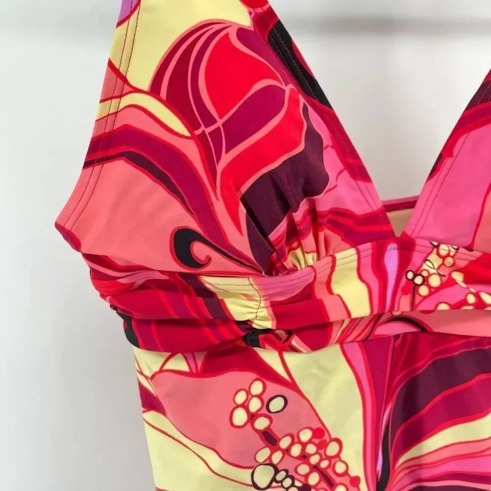 Fanta Sizer Suit Women’s Size 14 Floral Tankini Swimsuit Red Pink Twist Front